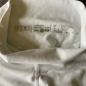 IAB I am becoming ankle length leggings. XS